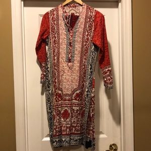 2 pc dupatta and shirt. Pakistani/ Indian
